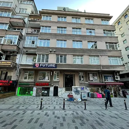 Apartment Vip Luxury House 50 Mt To Airport Transfer